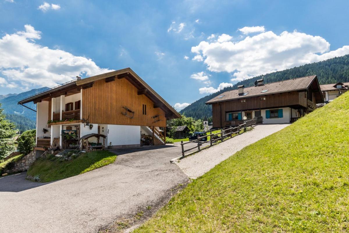 Villa Agritur Ciasa Do Pare Soraga di Fassa Exterior foto